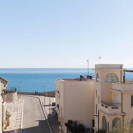 Superbe Avec Terrasse Et Parking * Antibes