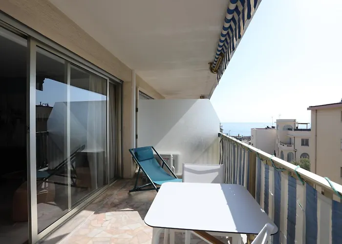 Апартаменты Cocon Lumineux Entre Vieille Et